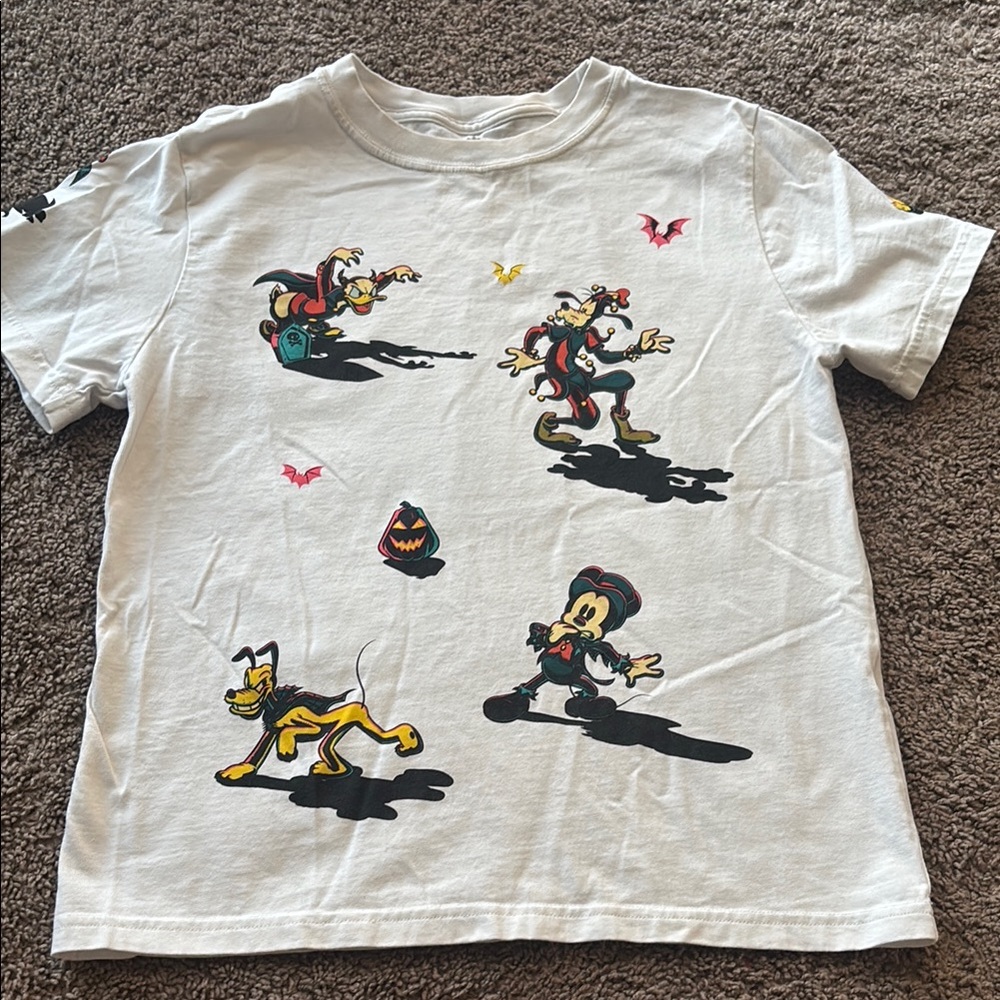 Disney parks Disneyland, Halloween T-shirt, Mickey Mouse, and friends pumpkin